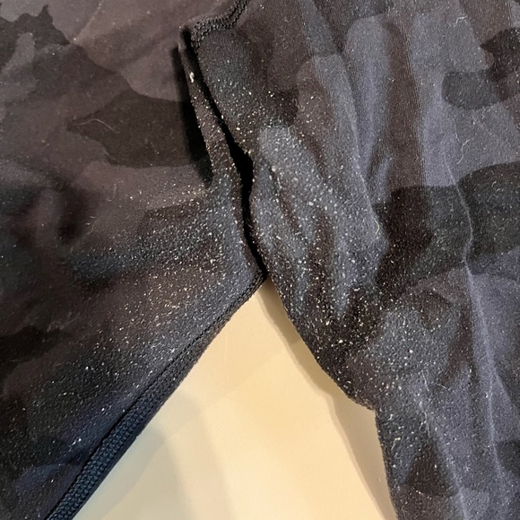 28” Lululemon Aligns - Picture 4 of 4